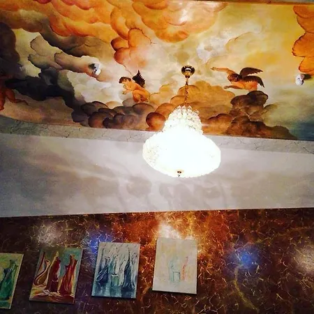 Arland Hotel